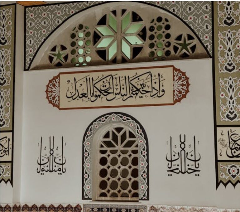 كيف يصنعُ الناس الطاغية الظالم